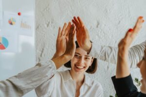 Employee Incentives that boost morale and motivate